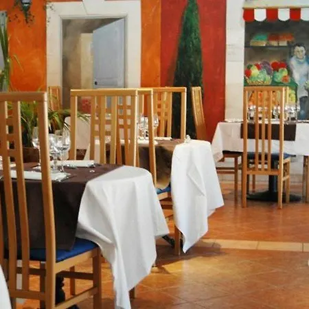 Adonis Sartoux Albatros Appart hôtel 3*