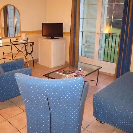 Adonis Sartoux Albatros Appart hôtel 3*