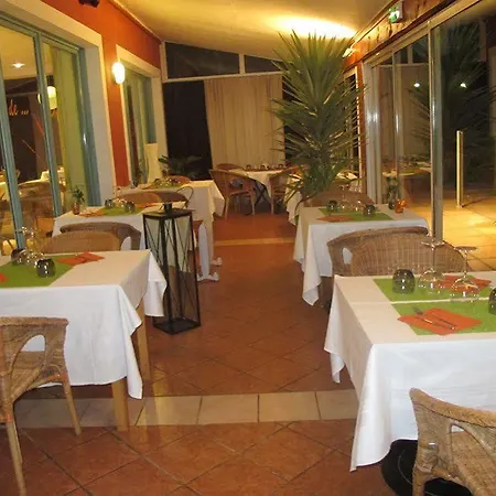 Appart hôtel Adonis Sartoux Albatros 3*