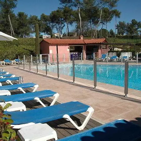 Adonis Sartoux Albatros Aparthotel 3*